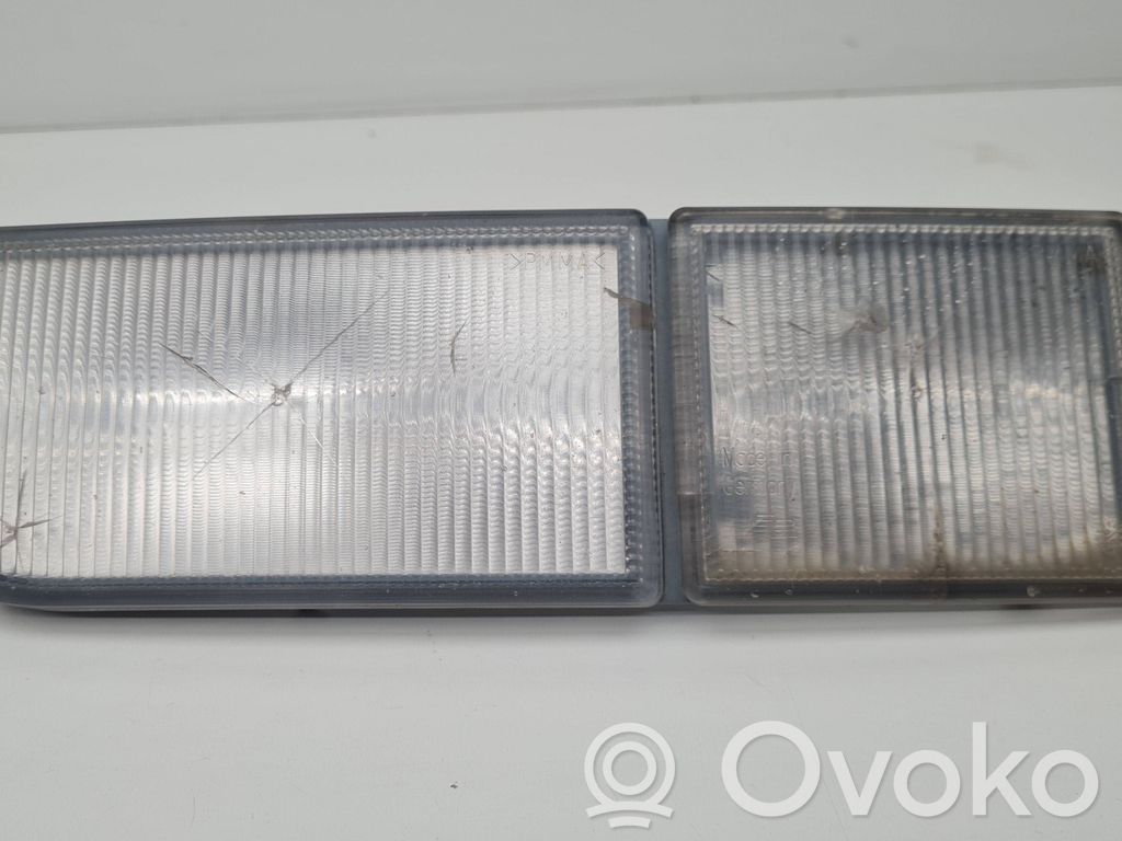 Volkswagen PASSAT B4 Reflektor vorne 