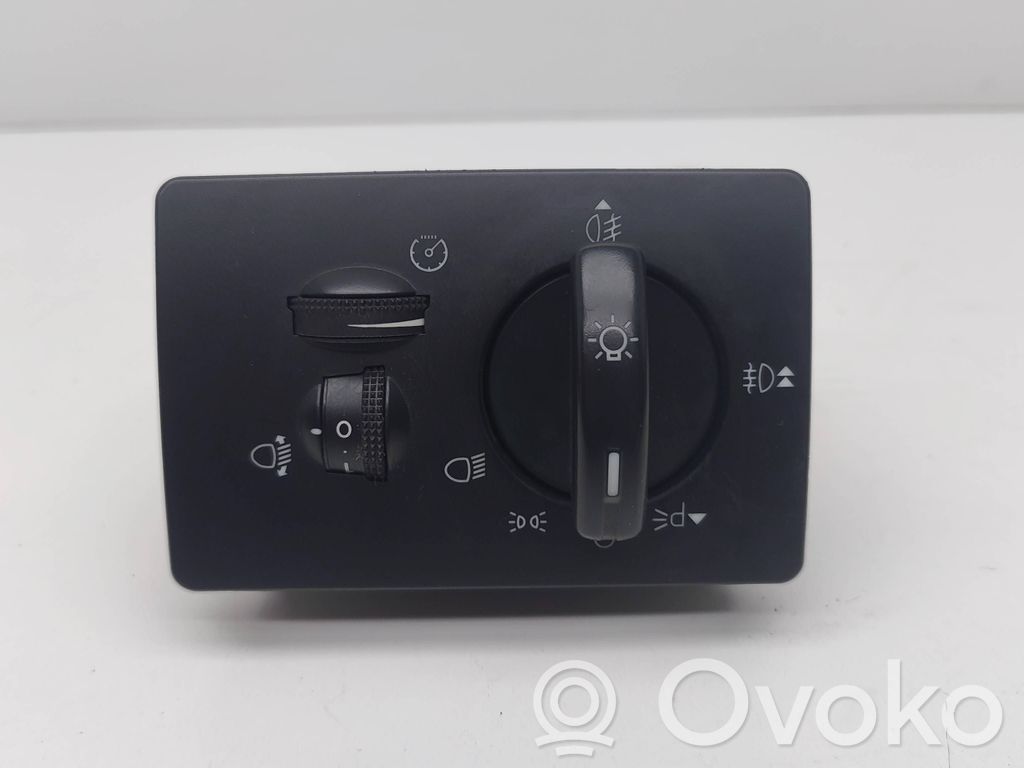 Ford Focus C-MAX Interruptor de luz 