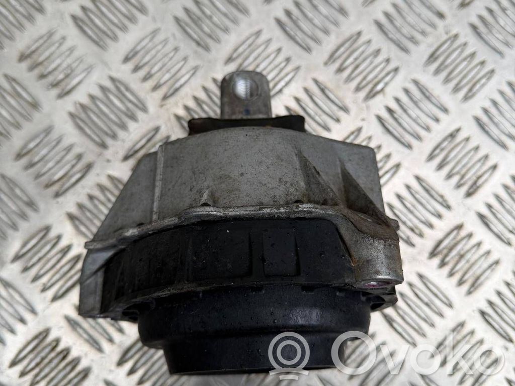 BMW 3 G20 G21 Engine mount bracket 