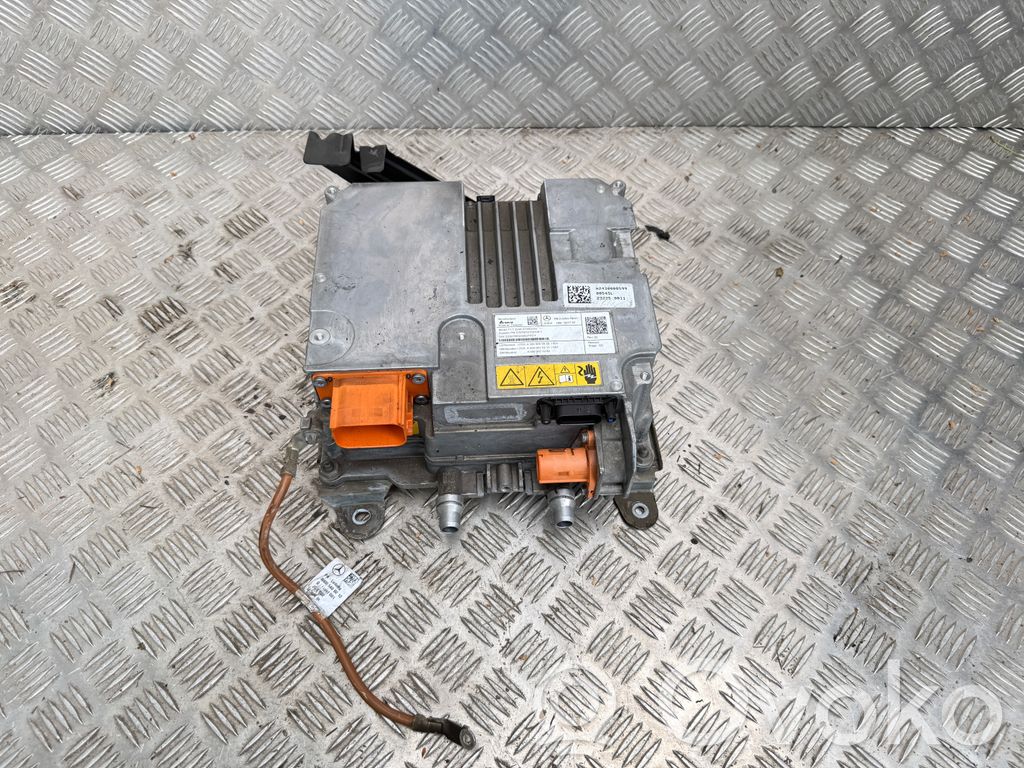 Mercedes-Benz EQA Inversor/convertidor de voltaje 