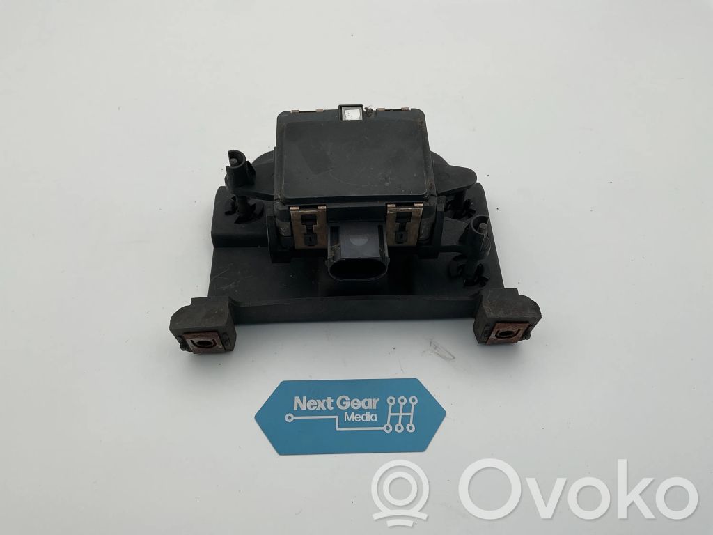 Tesla Model S Distronic sensor radar 