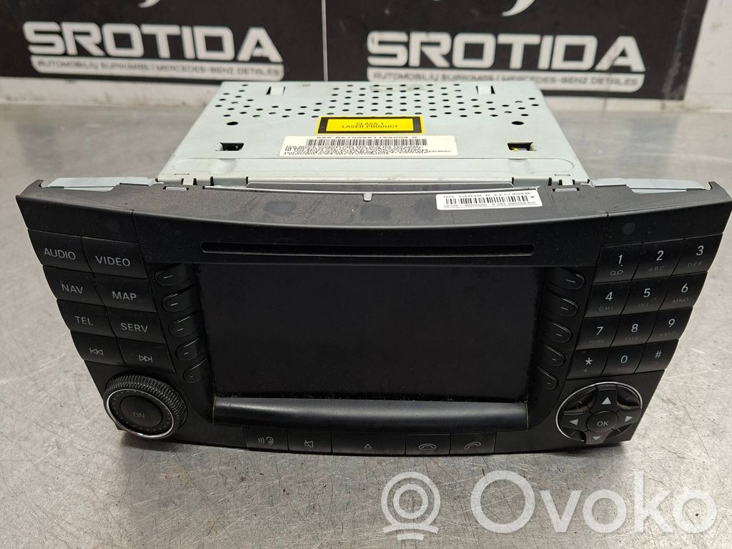 Mercedes-Benz E W211 Unitate principală radio/CD/DVD/GPS 