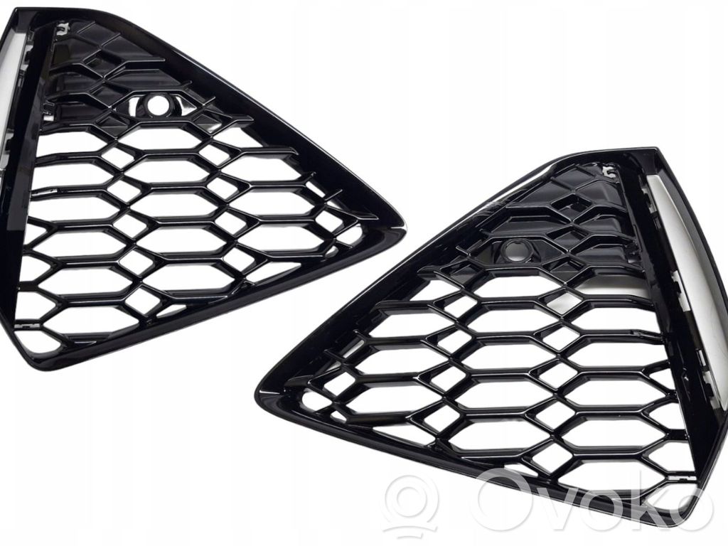 Audi RS6 C8 Grilă inferioară bară față 