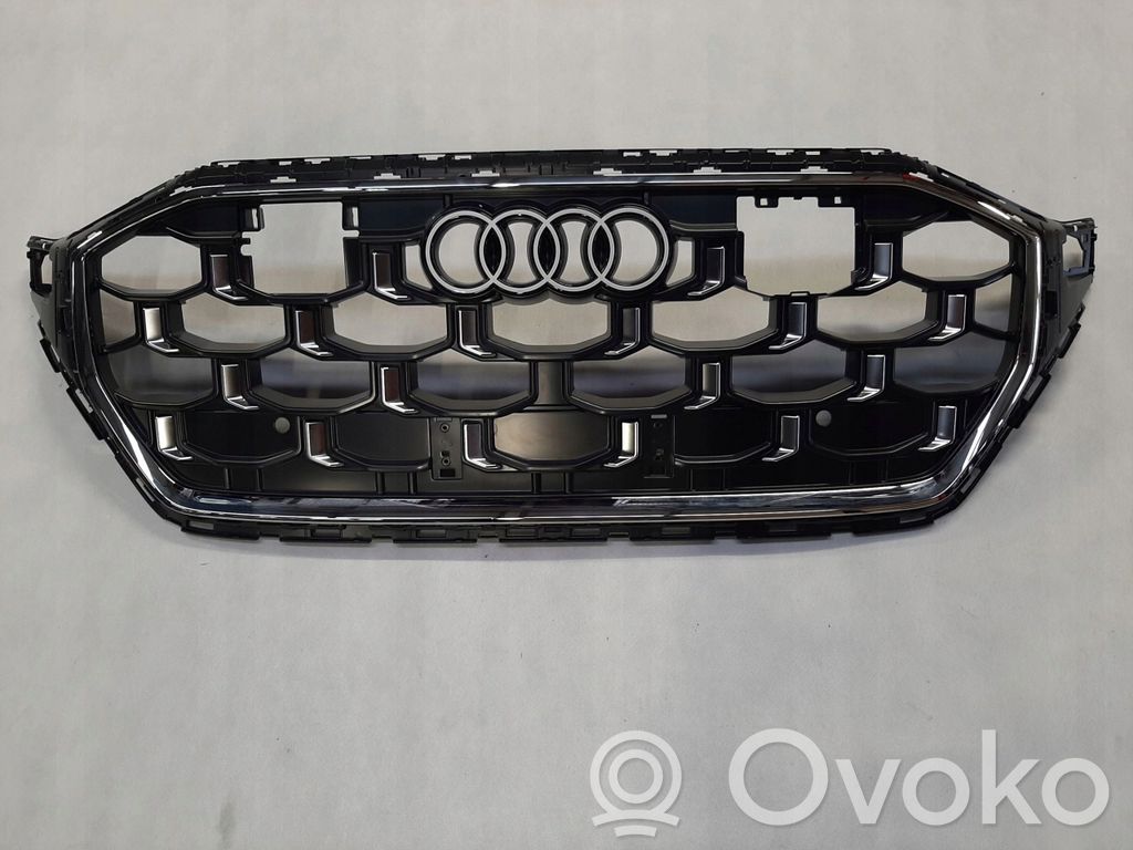Audi Q8 Etupuskurin ylempi jäähdytinsäleikkö 