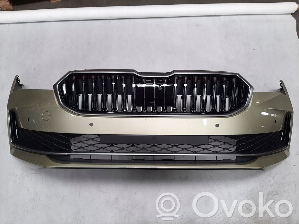 Skoda Superb B8 (3V) Parachoques delantero 