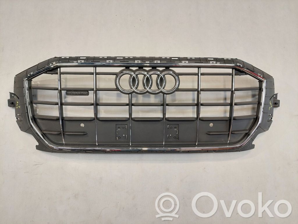 Audi Q8 Etupuskurin ylempi jäähdytinsäleikkö 