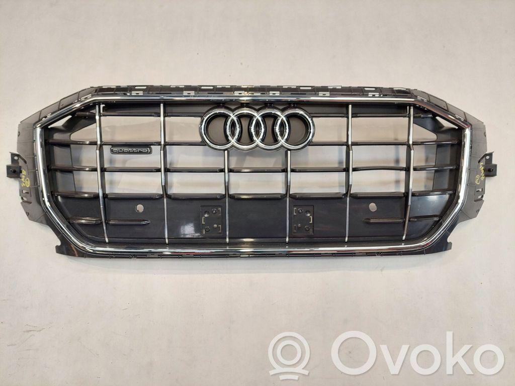 Audi Q8 Etupuskurin ylempi jäähdytinsäleikkö 