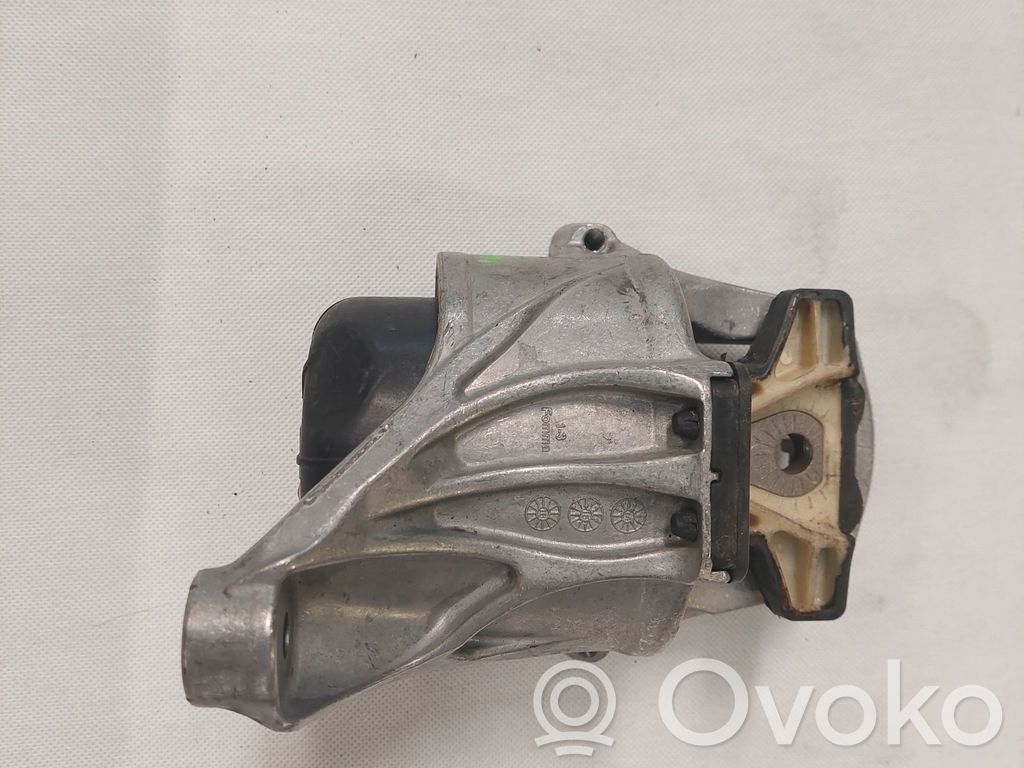 Audi A4 S4 B9 Engine mount bracket 