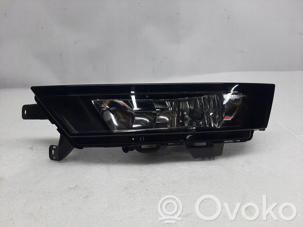 Skoda Rapid (NH) Etusumuvalo 