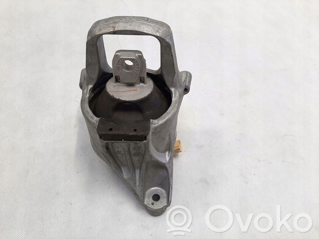Audi A5 Engine mount bracket 