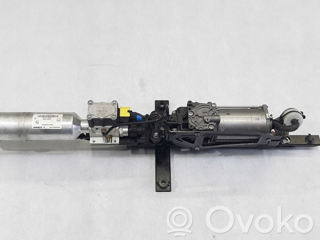 Porsche 911 991 Kompresor zawieszenia tylnego pneumatycznego 