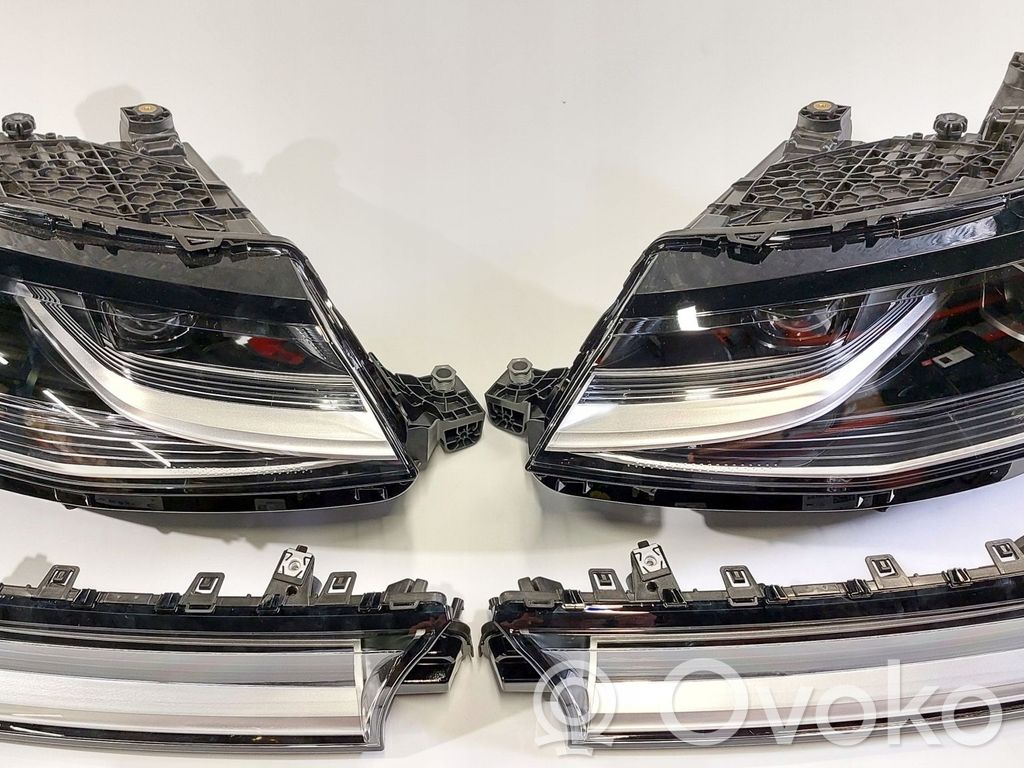 Volkswagen Transporter - Caravelle T7 LED-Tagfahrscheinwerfer 