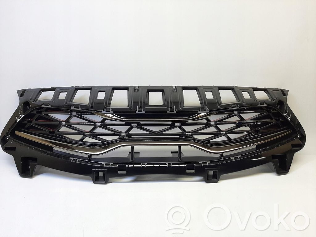 KIA Xceed Front bumper upper radiator grill 