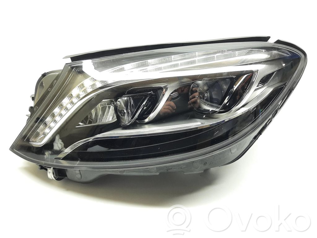 Mercedes-Benz S W222 Lampa przednia 