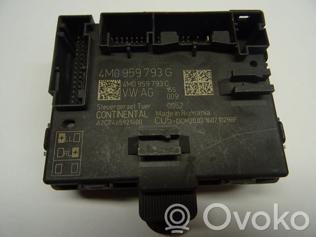 Audi Q7 4M Door control unit/module 