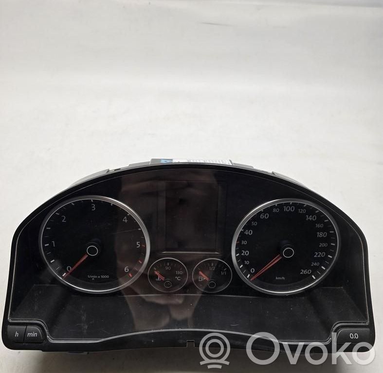Volkswagen Tiguan Vitezometru (grup de instrumente) 