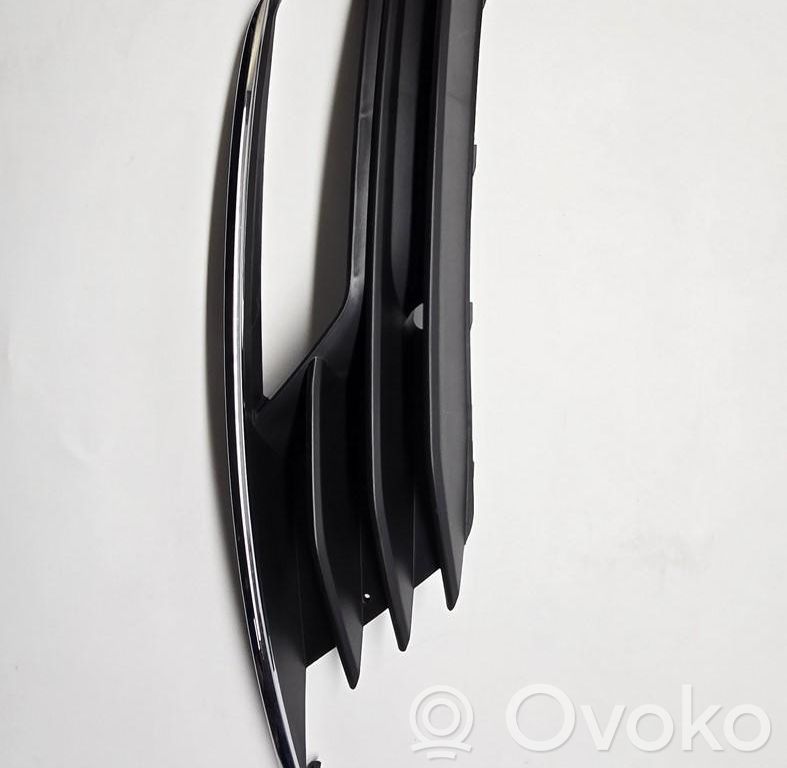 Audi A3 S3 8V Front bumper lower grill 