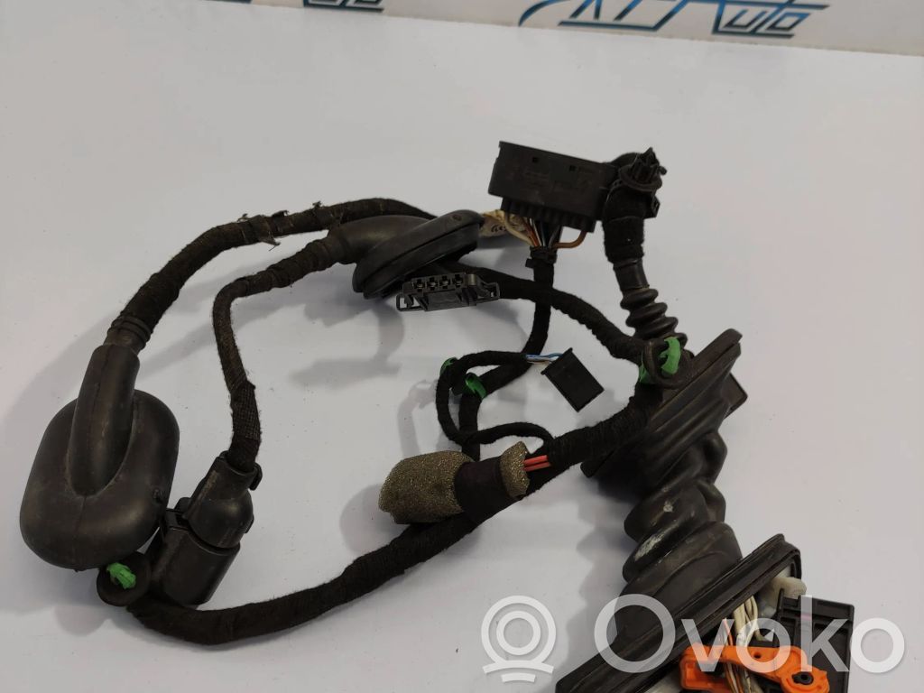 Volkswagen Touran I Cableado de puerta trasera 