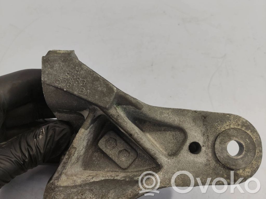 Jaguar XF X250 Engine mounting bracket 