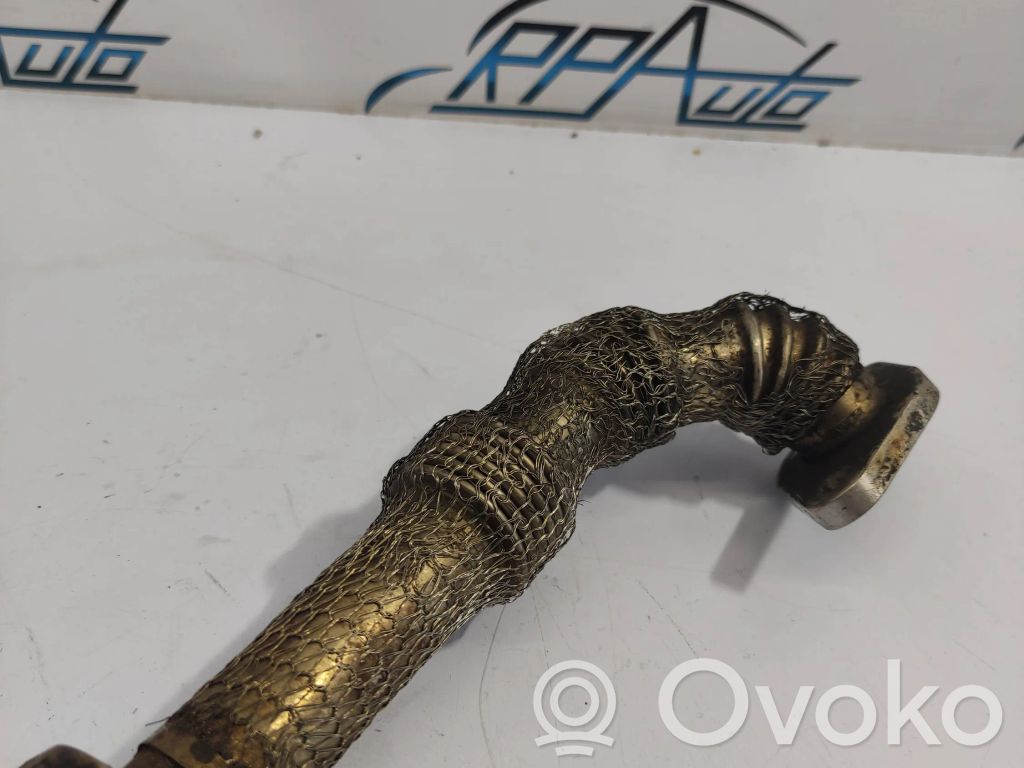 Audi A4 S4 B5 8D Caurulīte (-es) / šļūtene (-es) 