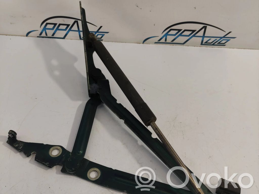 Volvo S60 Tailgate/trunk/boot hinge 