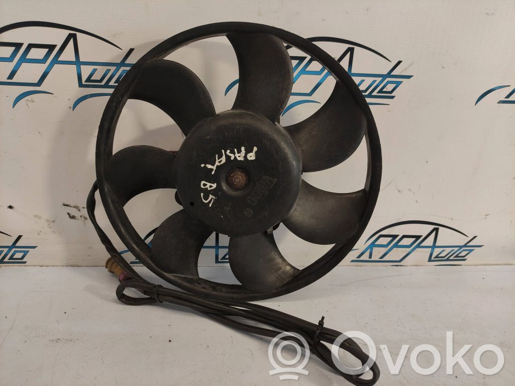 Volkswagen PASSAT B5 Elektrisks radiatoru ventilators 