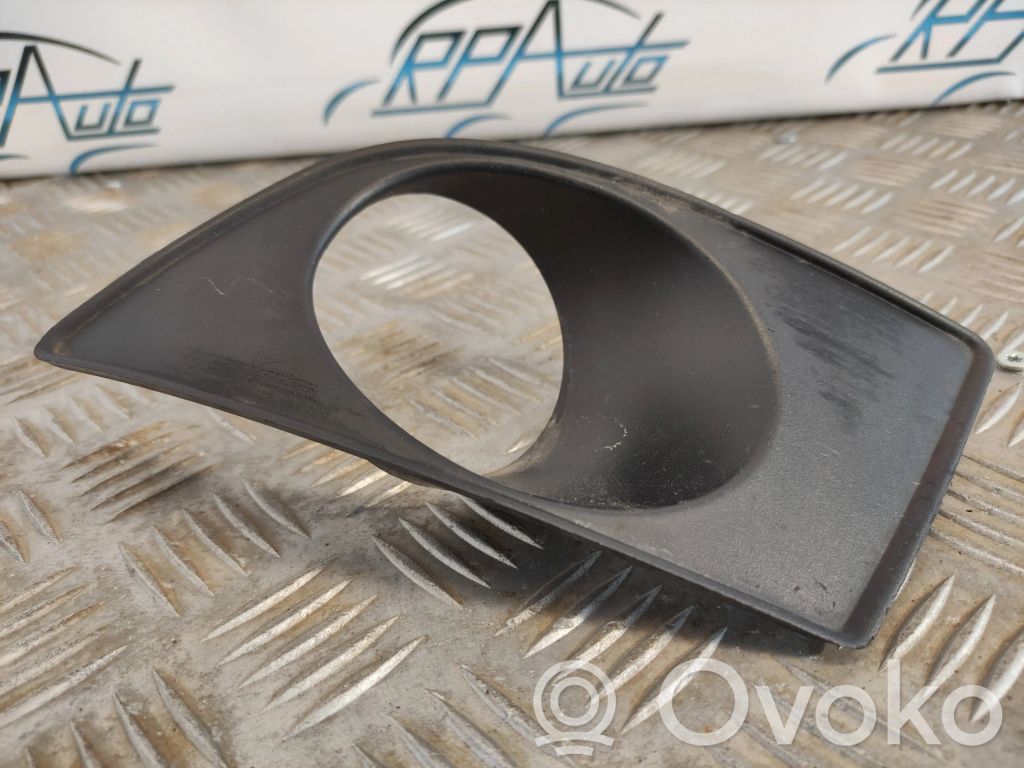 Ford Galaxy Front fog light trim/grill 