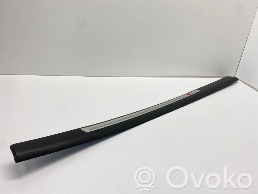 Audi A6 S6 C6 4F Listwa progowa przednia 