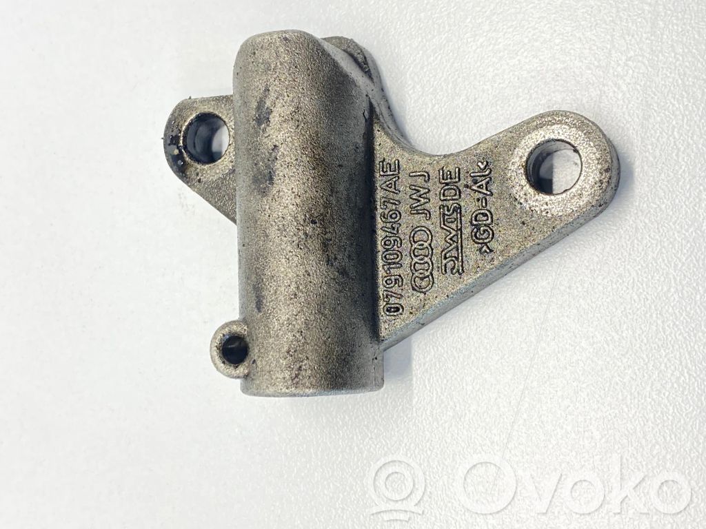 Audi A6 S6 C6 4F Szyna ślizgowa łańcucha rozrządu 