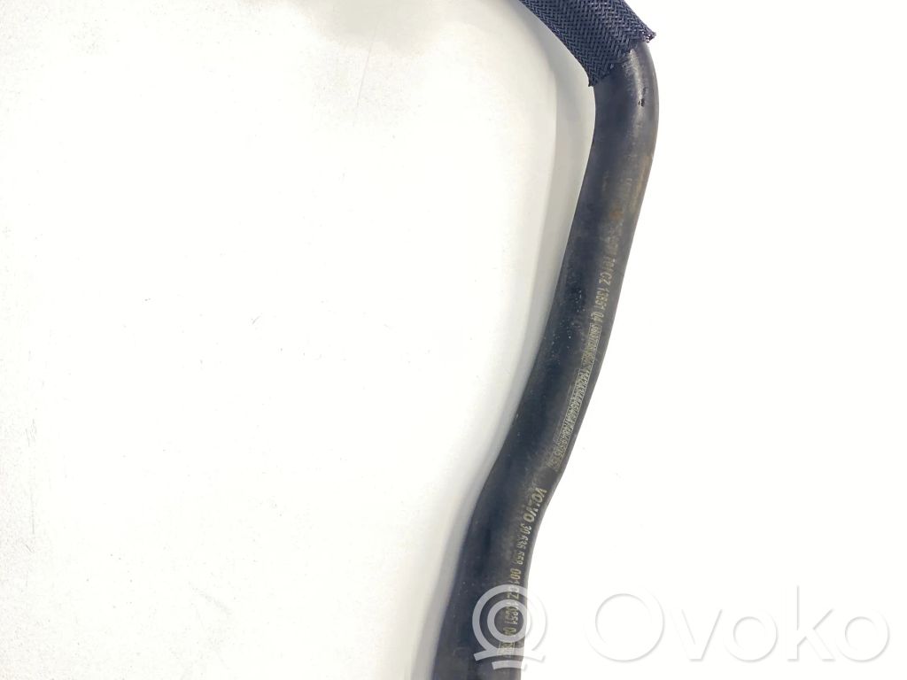 Volvo V70 Engine coolant pipe/hose 