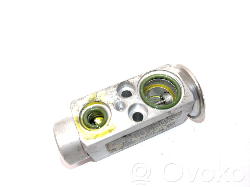 Land Rover Range Rover L322 Air conditioning (A/C) expansion valve 