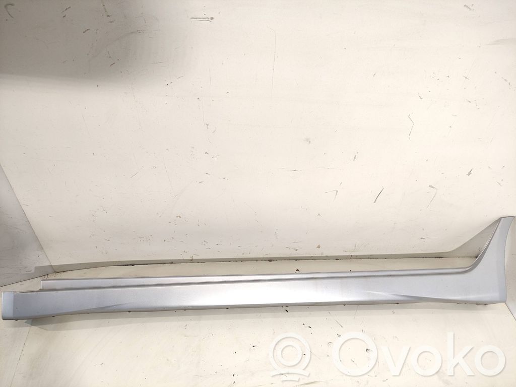 Mitsubishi Grandis Listón 