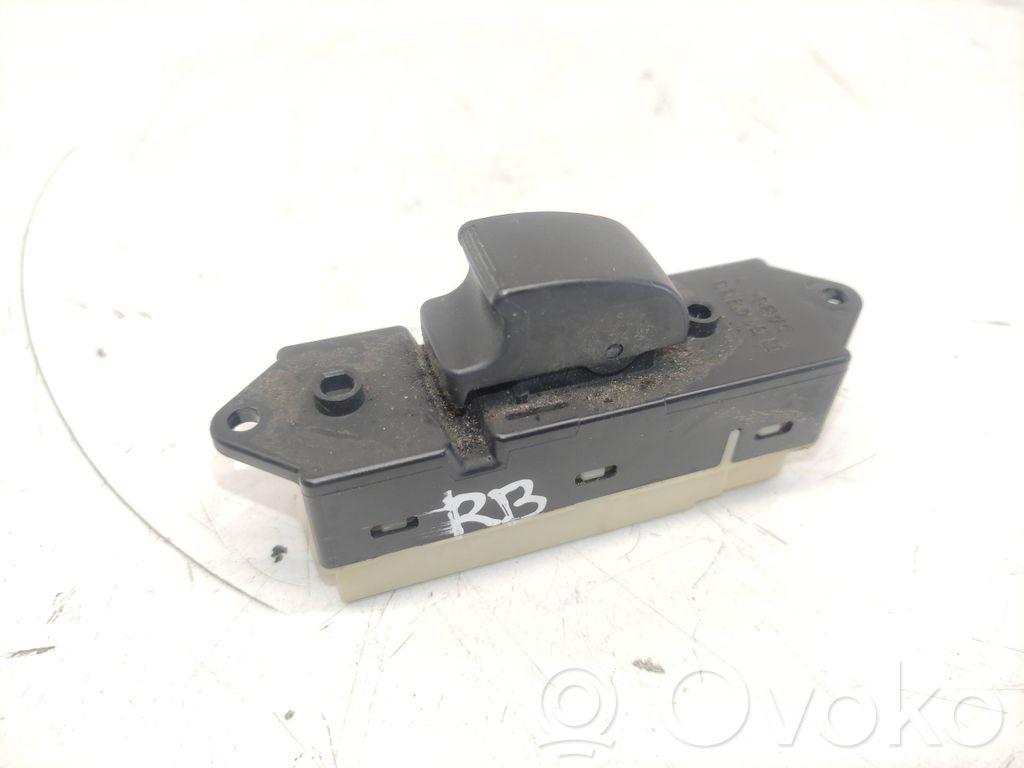 Mitsubishi Grandis Interruptor del elevalunas eléctrico 