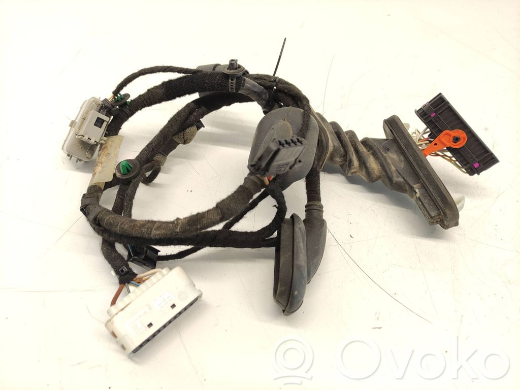 Volkswagen Touran I Cableado de puerta trasera 