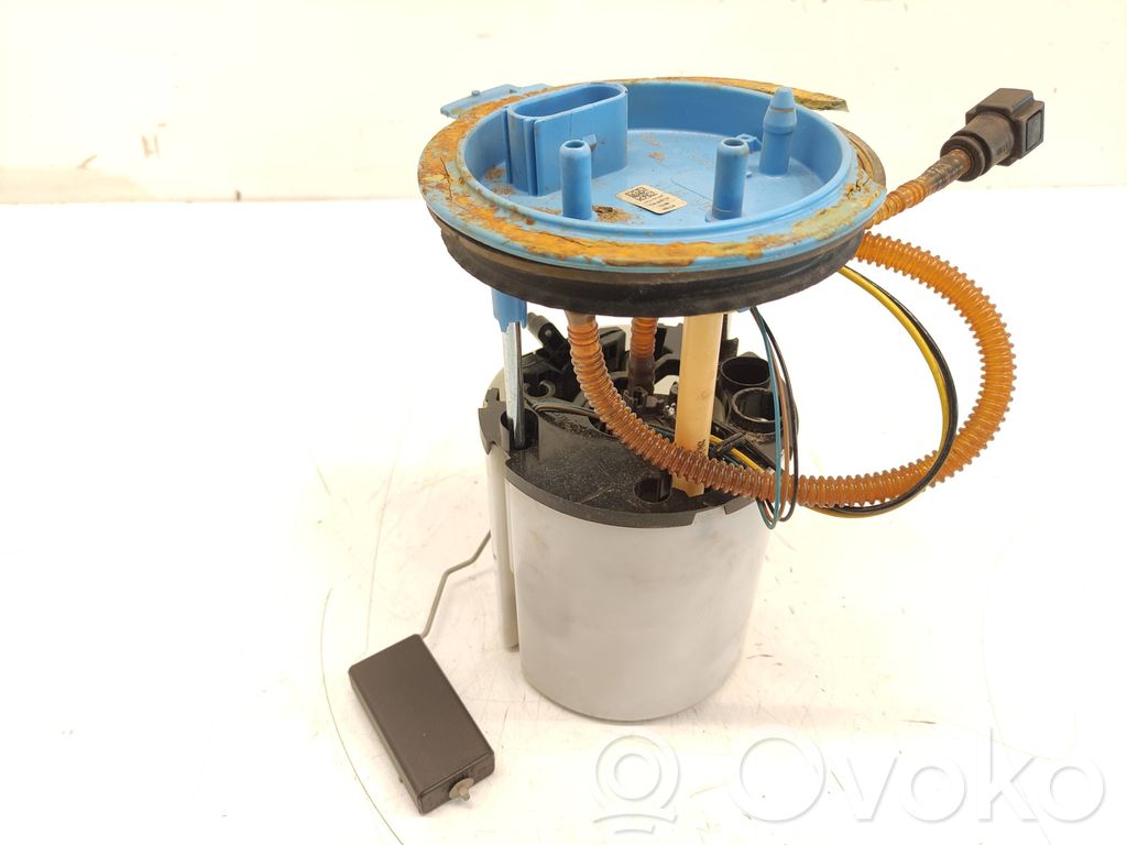 Skoda Superb B6 (3T) Kraftstoffpumpe im Tank 