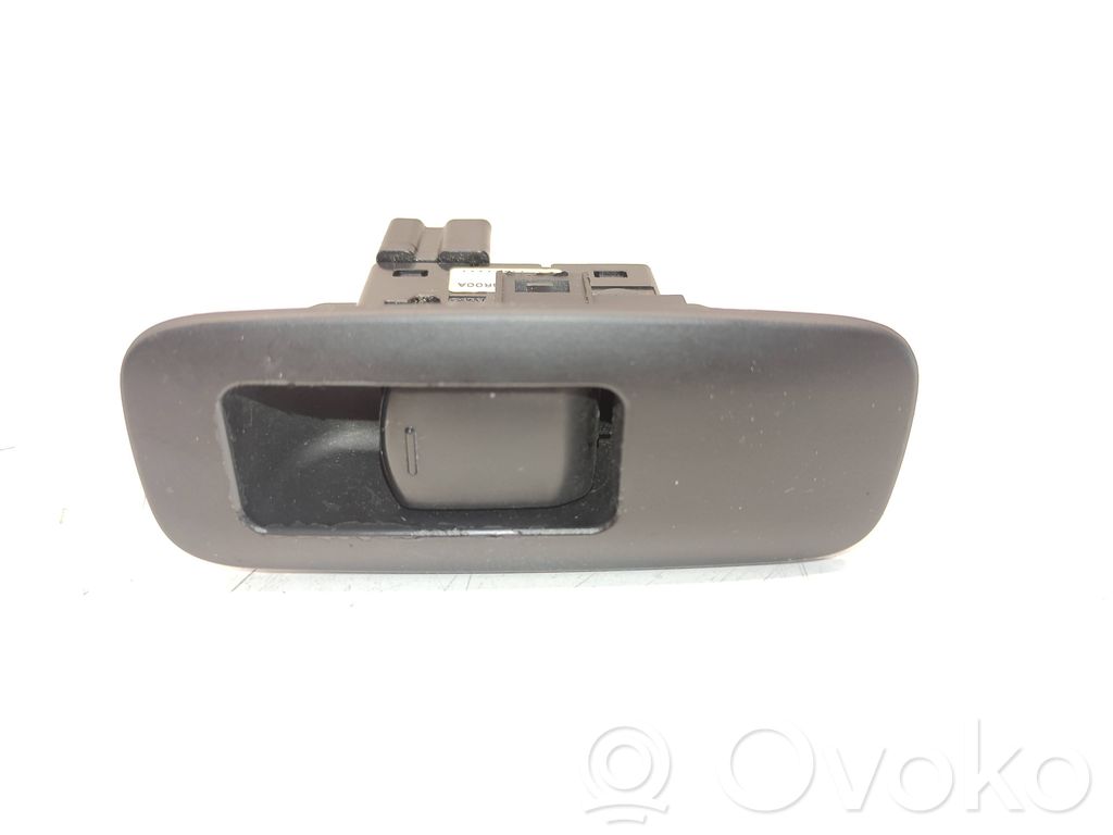 Electric window control switch   25411BR00A,1293,80960JD000