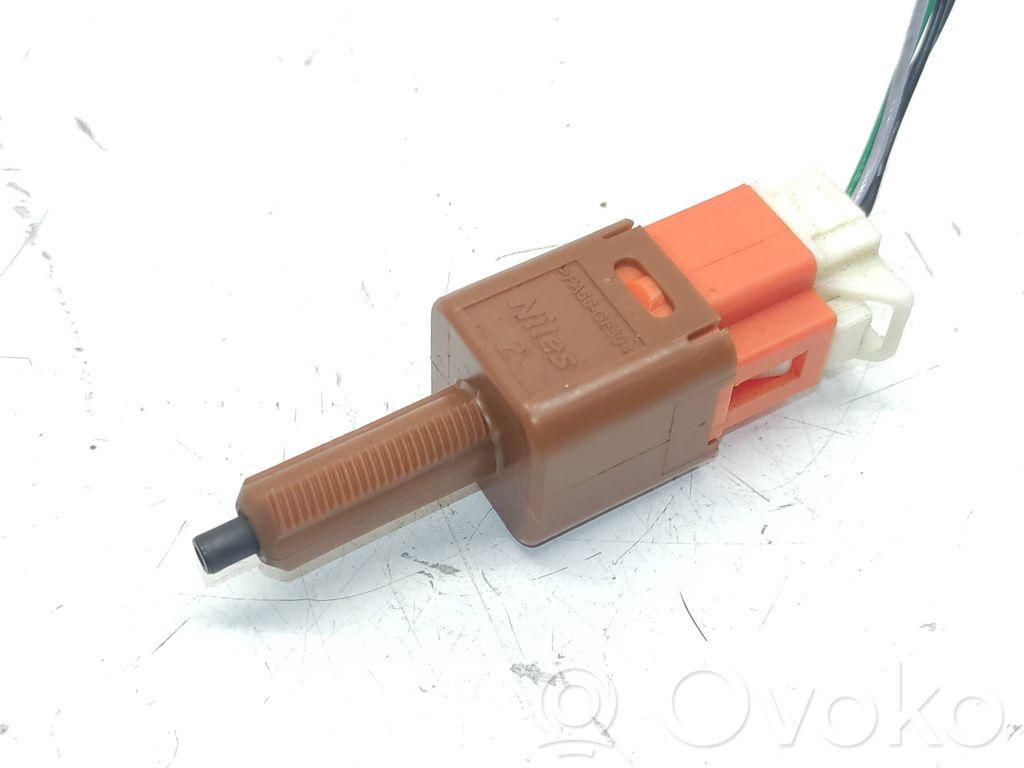 Nissan Qashqai Interruptor sensor del pedal de freno 