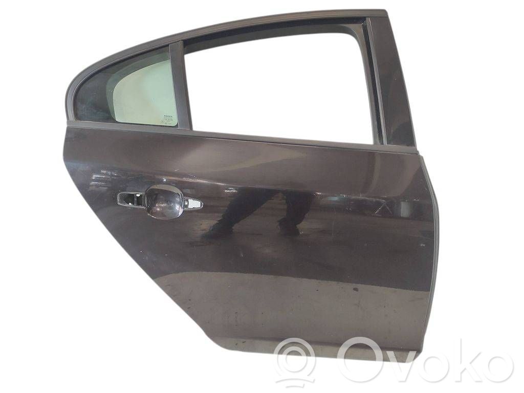 Volvo S60 Puerta trasera 