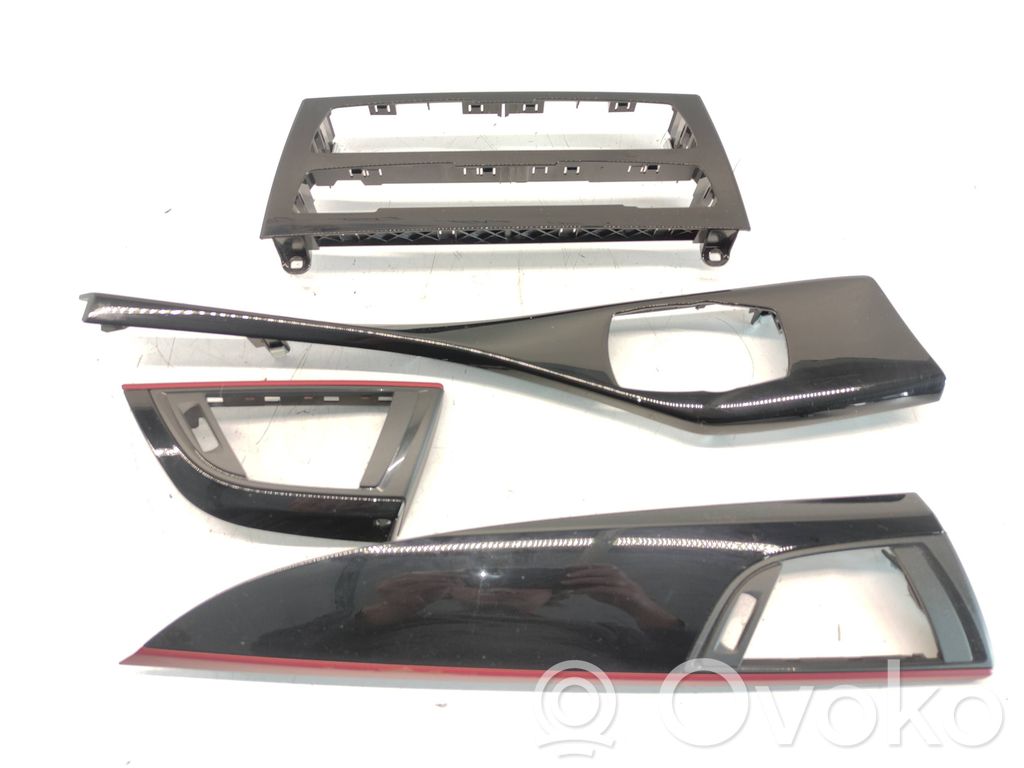 BMW 1 F20 F21 Panelės apdaila 