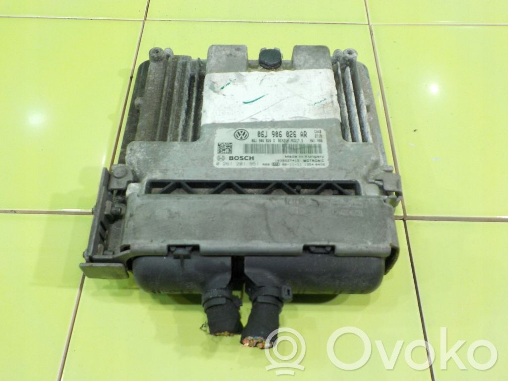 Volkswagen Scirocco Engine control unit/module 