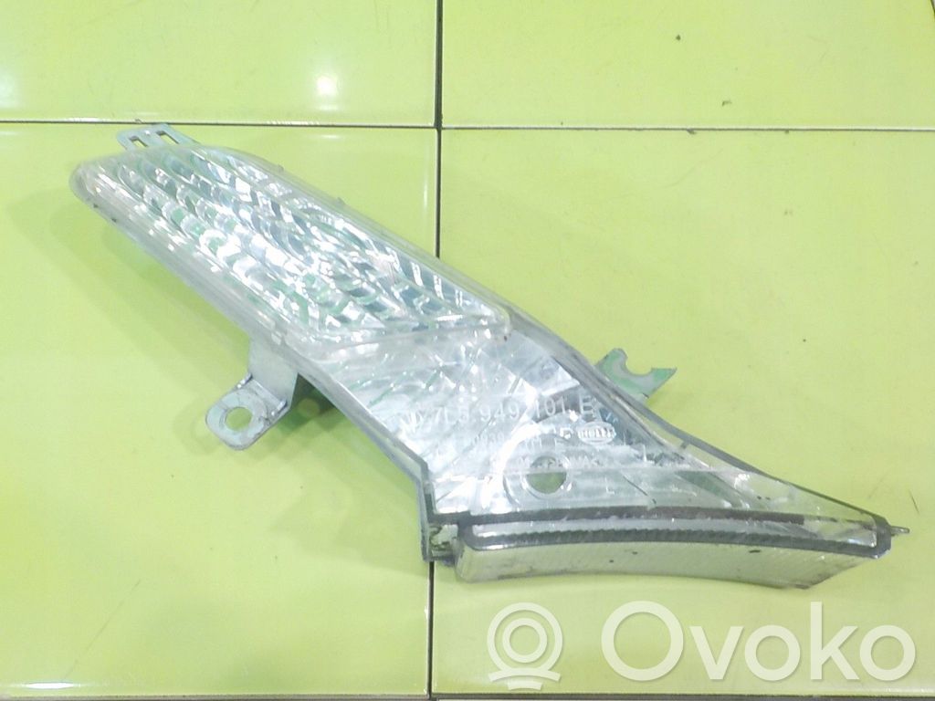 Ford Kuga I Front indicator light 