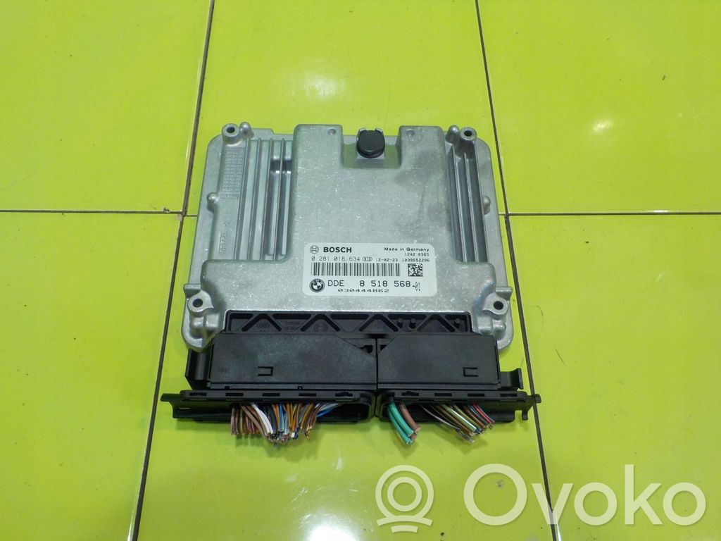 BMW 3 F30 F35 F31 Variklio valdymo blokas 