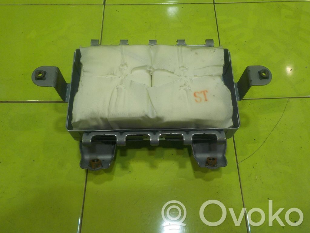 Suzuki SX4 Passenger airbag 