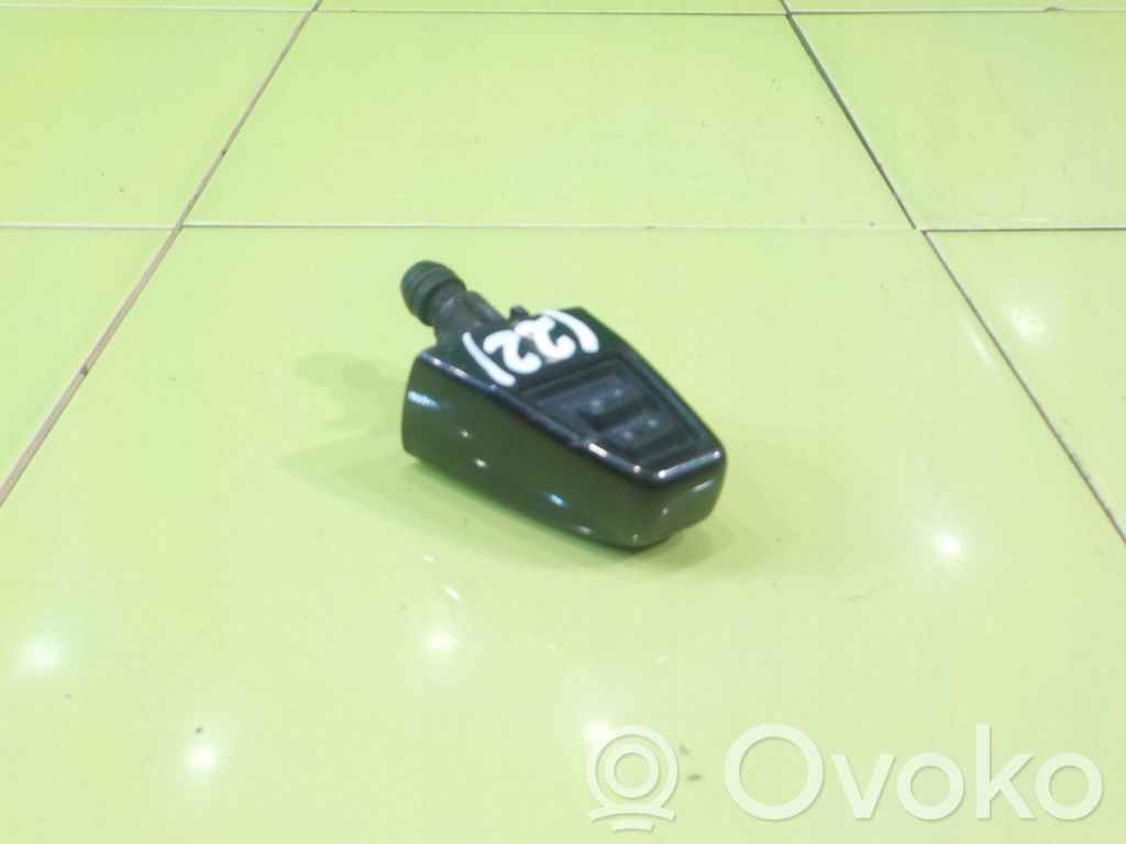 Headlight washer pump   PRZOD,PRAWY,WP179