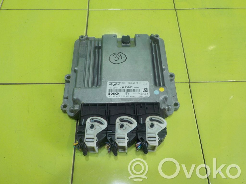 Land Rover Freelander 2 - LR2 Engine control unit/module 