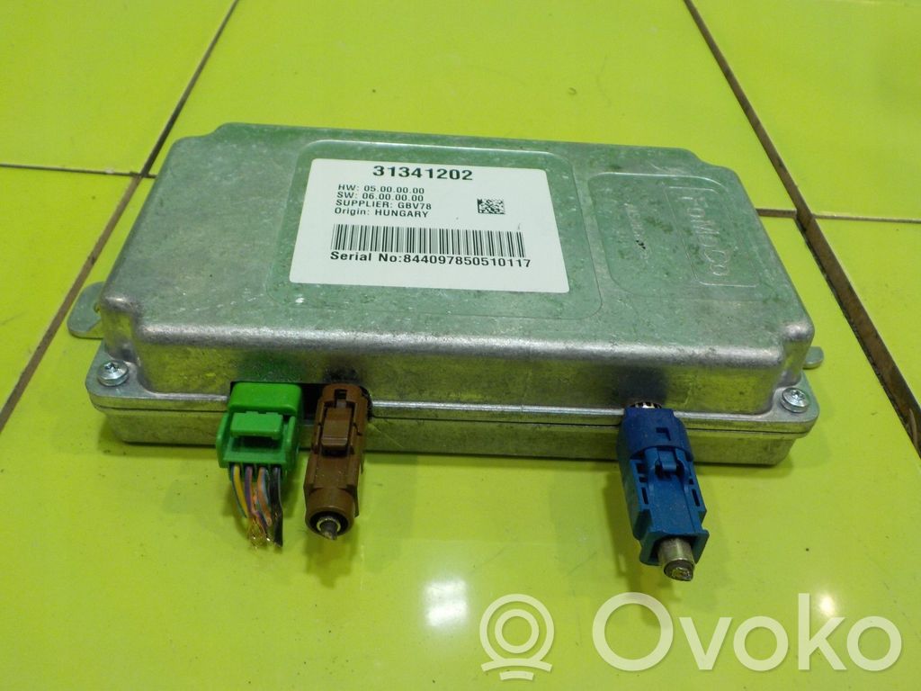 Volvo V60 Sound amplifier 