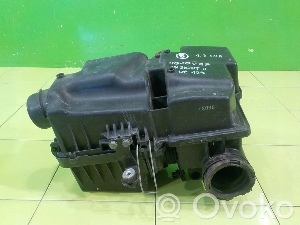 Honda Insight Air filter box 