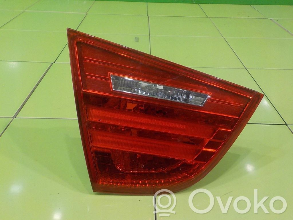 Rear/tail lights   UP142