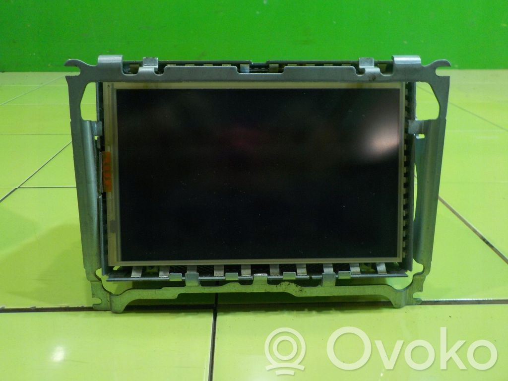 Jaguar XF X250 Radio/CD/DVD/GPS head unit 