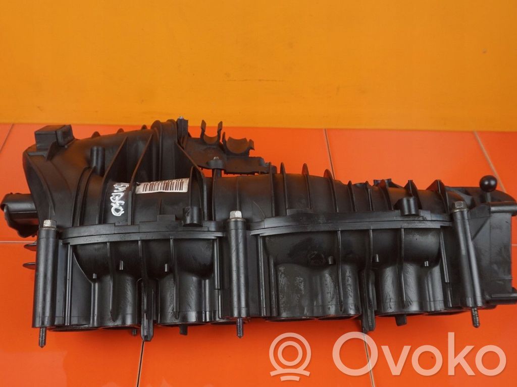 BMW 1 E81 E87 Intake manifold 